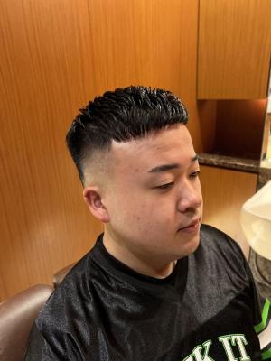 銀座　理容室　クロップフェード