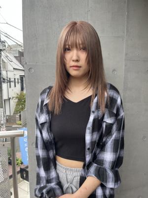  グレーベージュ レイヤー前髪パーマ アッシュブラック