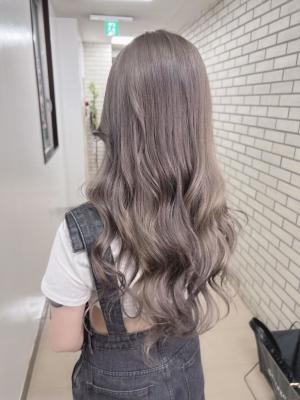 グレージュでおしゃれに♪♪