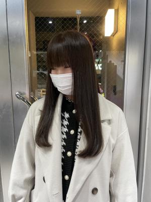 黒髪グレーベージュレイヤーロング前髪パーマ アッシュブラック