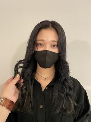 黒髪グレーベージュレイヤーロング前髪パーマ アッシュブラック 黒髪グレーベージュレイヤーロング前髪パーマ アッシュブラック