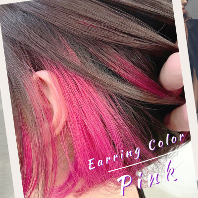 ピンクのイヤリングカラーのイメージ画像
