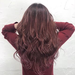 ピンクブラウン暖色系カラー透明感カラー韓国くびれヘア