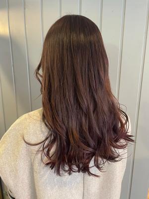 ナチュラルブラウン　ロングヘア　巻き髪アレンジ　髪質改善