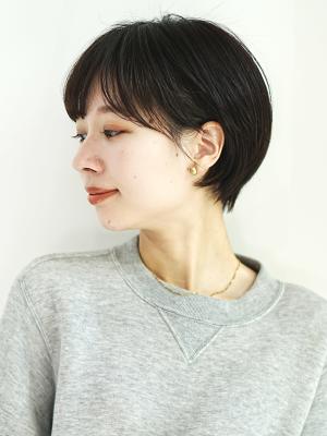 フワッとまとまる大人ショート