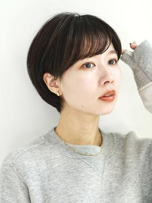 フワッとまとまる大人ショート