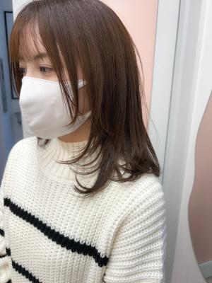 ◯レイヤーカット　韓国風　外巻き　ミディアムヘア　ロングヘアのイメージ画像
