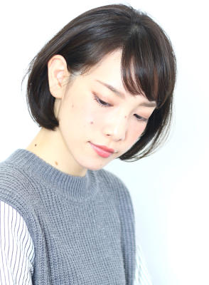 大人イメチェンレッドブラウン似合わせカットハッシュカットボブ 大人イメチェンレッドブラウン似合わせカットハッシュカットボブ