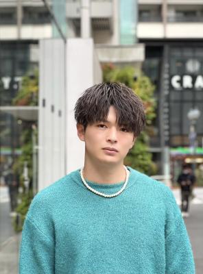 メンズヘア整形スパイラルパーマ波巻きツイストメンズパーマ髪型 メンズヘア整形スパイラルパーマ波巻きツイストメンズパーマ髪型