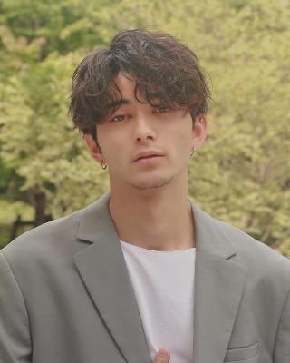 メンズヘア整形スパイラルパーマ波巻きツイストメンズパーマ髪型 メンズヘア整形スパイラルパーマ波巻きツイストメンズパーマ髪型