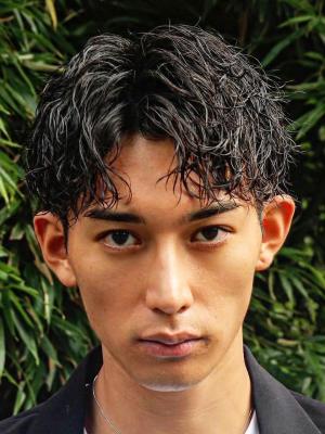 メンズヘア整形スパイラルパーマ波巻きツイストメンズパーマ髪型 メンズヘア整形スパイラルパーマ波巻きツイストメンズパーマ髪型