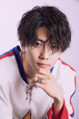 メンズヘア整形スパイラルパーマ波巻きツイストメンズパーマ髪型 メンズヘア整形スパイラルパーマ波巻きツイストメンズパーマ髪型