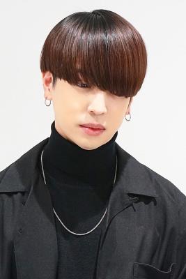 メンズヘア整形スパイラルパーマ波巻きツイストメンズパーマ髪型 メンズヘア整形スパイラルパーマ波巻きツイストメンズパーマ髪型