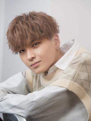 メンズヘア整形スパイラルパーマ波巻きツイストメンズパーマ髪型 メンズヘア整形スパイラルパーマ波巻きツイストメンズパーマ髪型