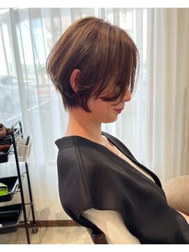 大人ブラウンショート