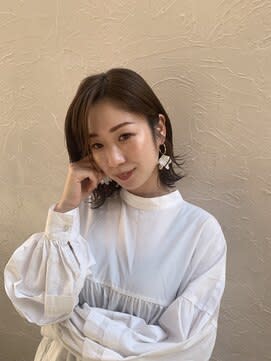 【宿里　沙也香】　前髪なし外ハネStyle