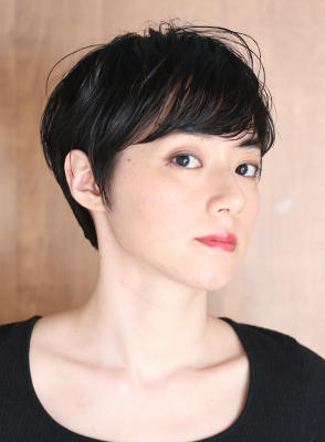 小顔美髪イメチェンピンクブラウン切りっぱなしボブショート 小顔美髪イメチェンピンクブラウン切りっぱなしボブショートのイメージ画像