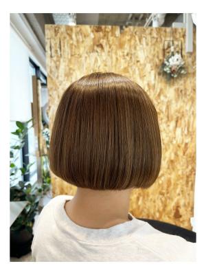 『王道ボブスタイル』髪質改善カラー/大人かわいいショートボブのイメージ画像