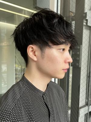 ツーブロック/マッシュショート/カルマパーマ ツーブロック/マッシュショート/カルマパーマのイメージ画像