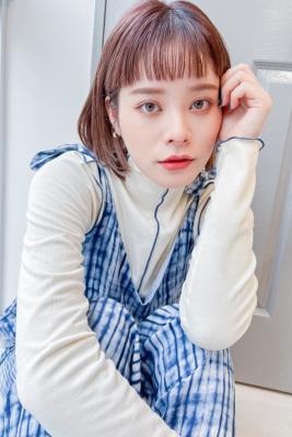 BERRY美髪ピンクブラウン韓国風小顔ヘアオン眉ショート人気のイメージ画像