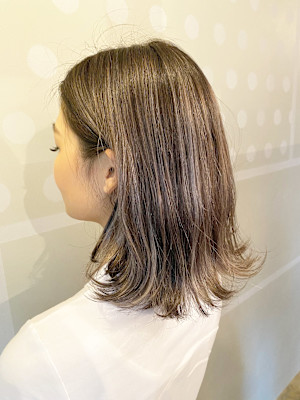 Snaime hair×ナチュラルハイライト×ミディアム