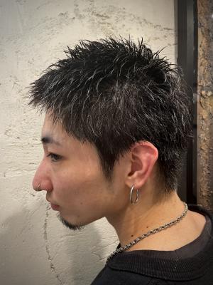 漢の短髪スタイルのイメージ画像