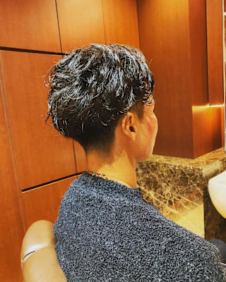 ツーブロック　スパイラルパーマ