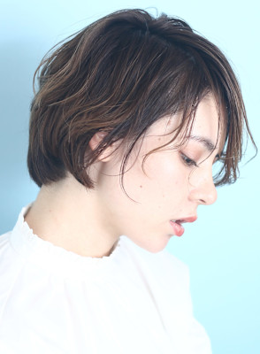 40代50代似合わせ小顔美髪シアーカラーカールショート