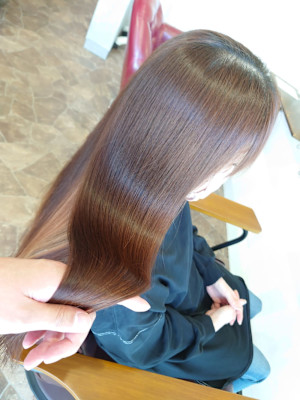 【超ロング】ツヤツヤ美髪ストレート