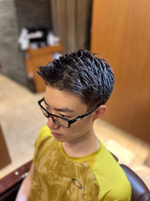 銀座　理容室　メンズショート