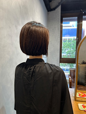 癖毛も収まるボブスタイル