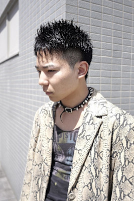 パンクショート／スパイキーショート