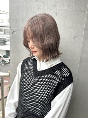 グレーベージュ グレージュ ことりベージュ 切りっぱなしボブ