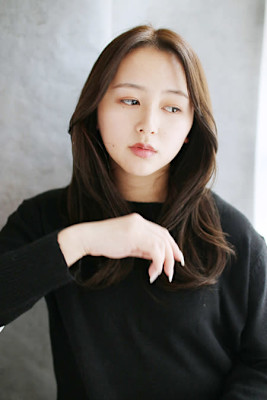 20代30代40代　韓国くびれレイヤーエモージュ