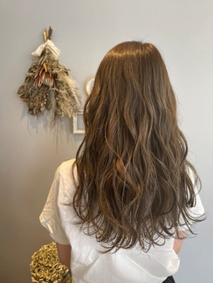 ロング×アッシュベージュ