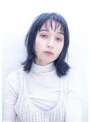 ダークアッシュ　セミディ　シアカラー