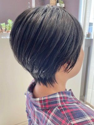 ショートヘア
