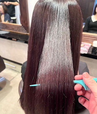 ピンクパープル艶髪ストレートロング★髪質改善30代40代〜