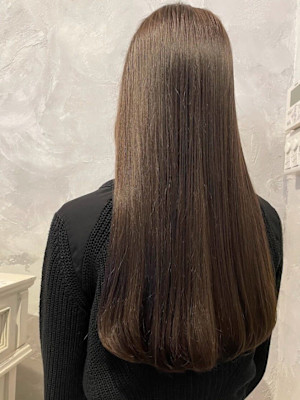 シアーブラウン　ロング　ツヤ髪
