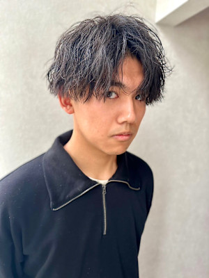 マッシュショート　ツイストスパイラルパーマ　束感　爽やか