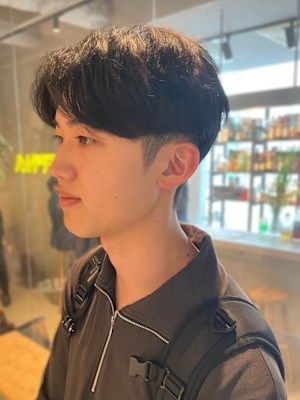 メンズショート　ツーブロック　好印象　爽やか　アッシュカラー