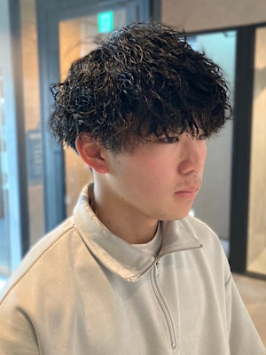 爽やか　センターパート　マッシュ　ツイスパ　ツーブロック