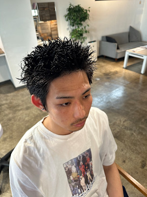 スパイキーショート