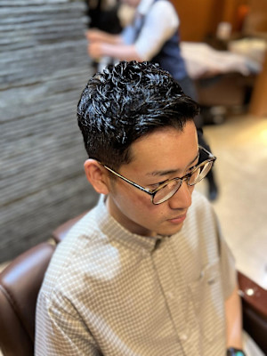 銀座　理容室　メンズビジネスショートヘア