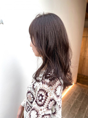黒髪/グレーベージュ/レイヤーロング/前髪パーマ/仙台