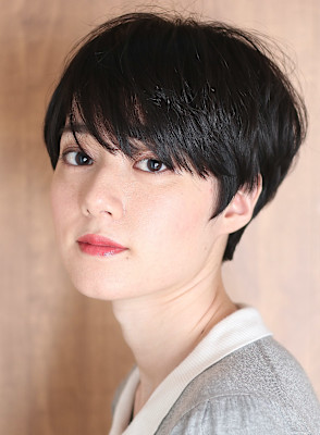 40代50代似合わせ小顔美髪シアーカラーカールショート