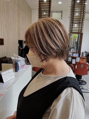 コントラストカラー×ボブ／佐藤杏丸