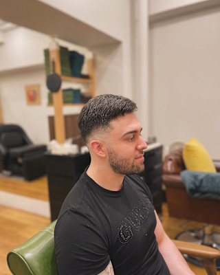 メンズフェードショート