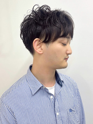 ニュアンスパーマ　ダウンパーマ　ミディアム　ツーブロック