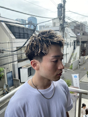 ウルフアッシュブラックカルマパーマベリーショート